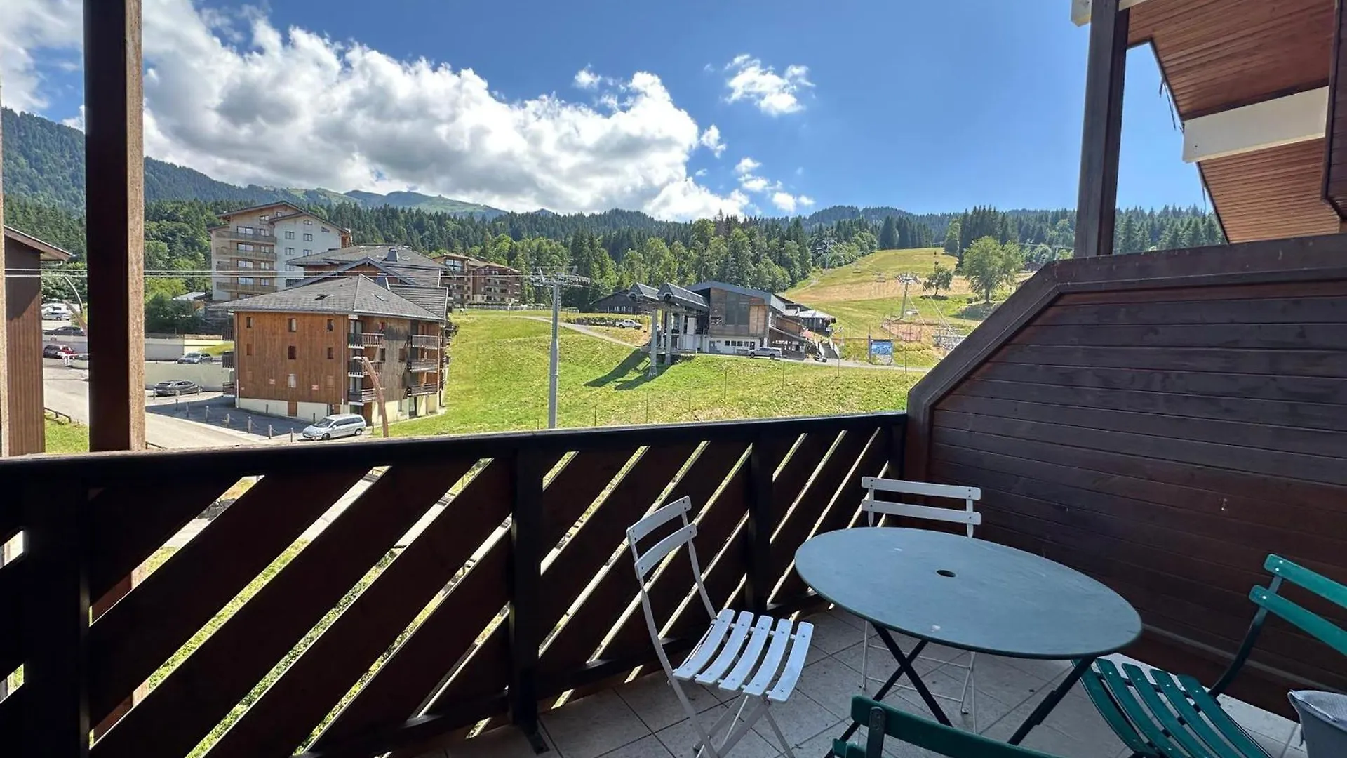 شقة Duplex 2 Etoiles Aux Pieds Des Pistes Avec Balcon, Parking Et Equipement Complet - Fr-1-642-19 موريو